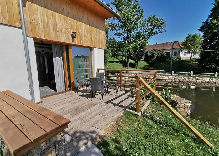Konukevi Okamzik Stanovice 3*